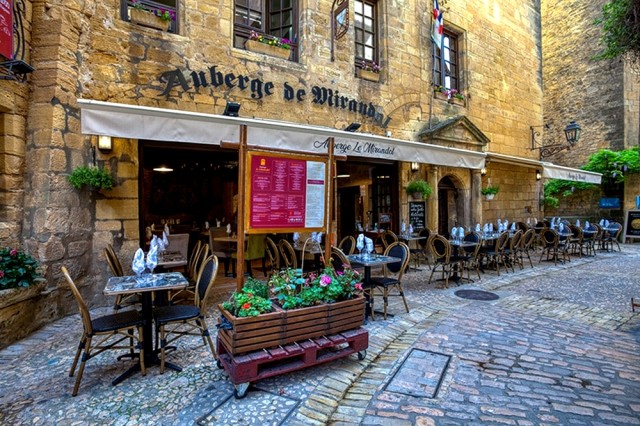 auberge mirandol.jpg