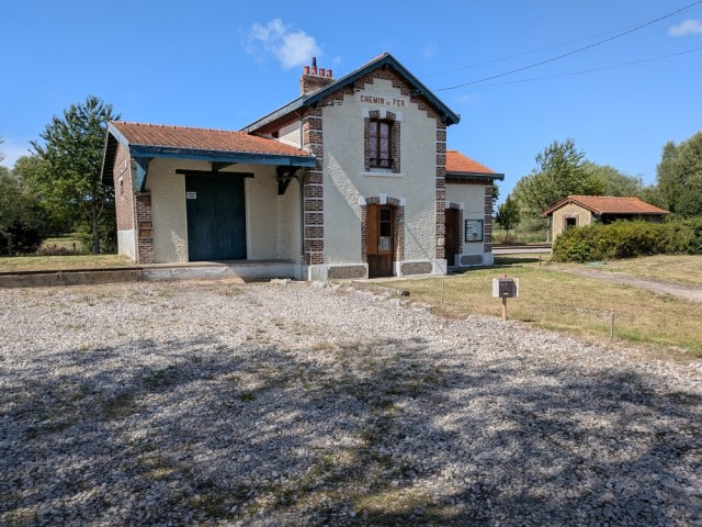lanchere gare.jpg