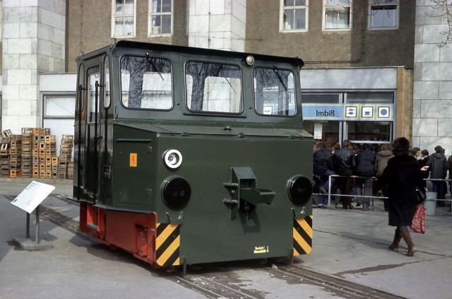 Akkuschleppfahrzeug_El_16.jpg