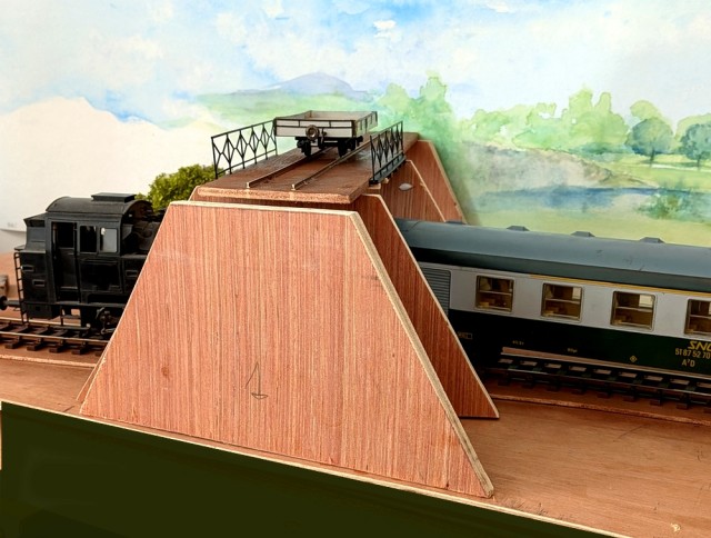 11 pont avec murs.jpg