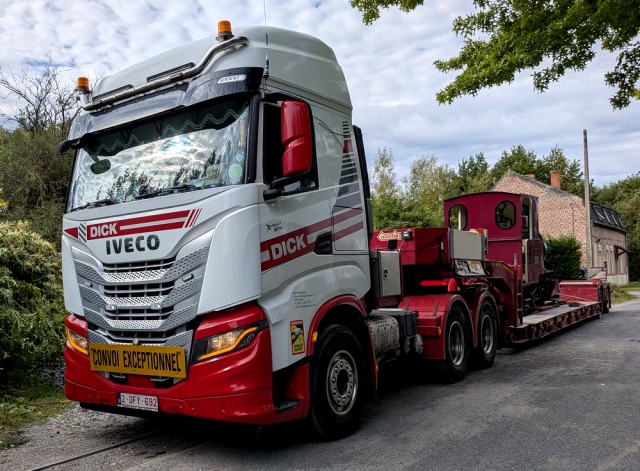 8 camion.jpg