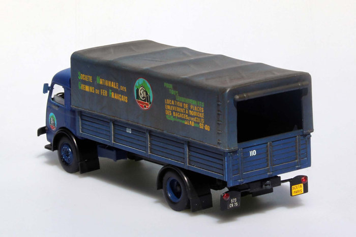Panhard Movic 3a.jpg